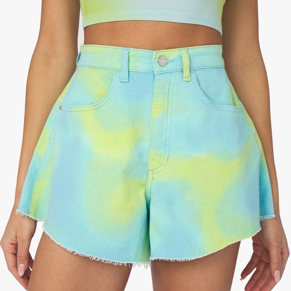 0309 - WEWOREWHAT Flare Bell Shorts size 29